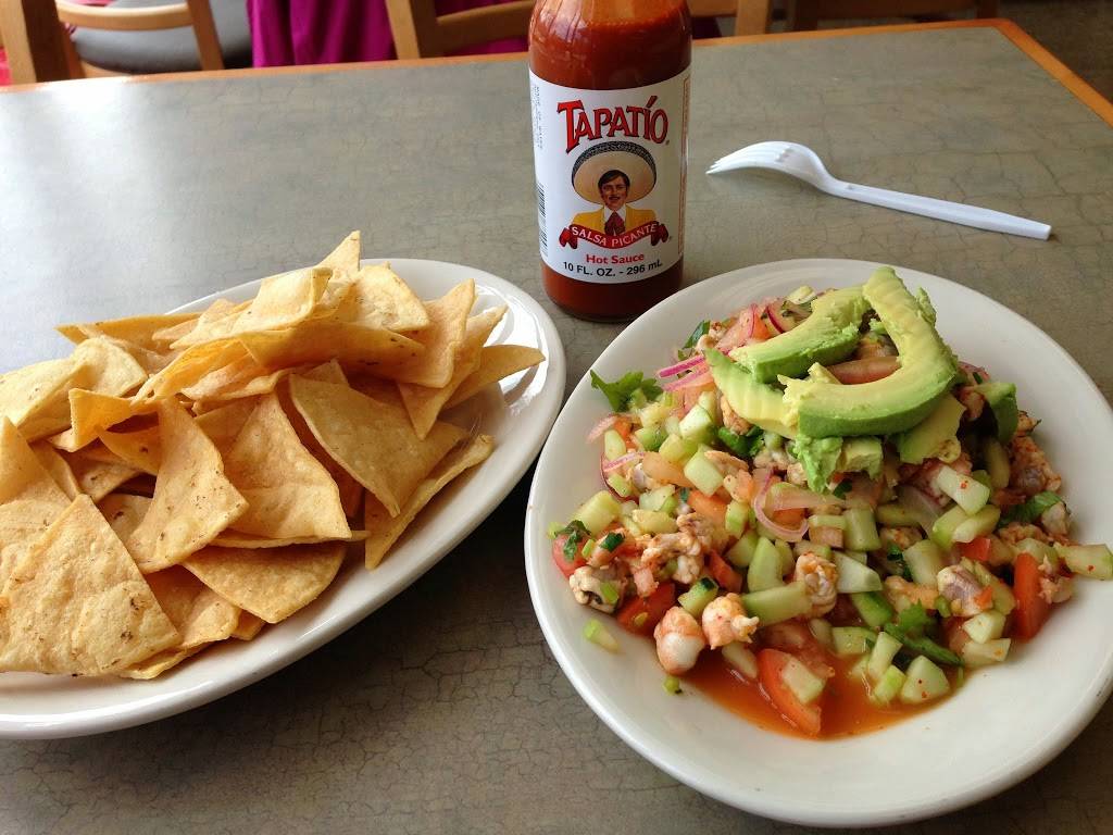 Nachos Mexican Grill | restaurant | 1016 Mainstreet, Hopkins, MN 55343, USA | 9529359200 OR +1 952-935-9200