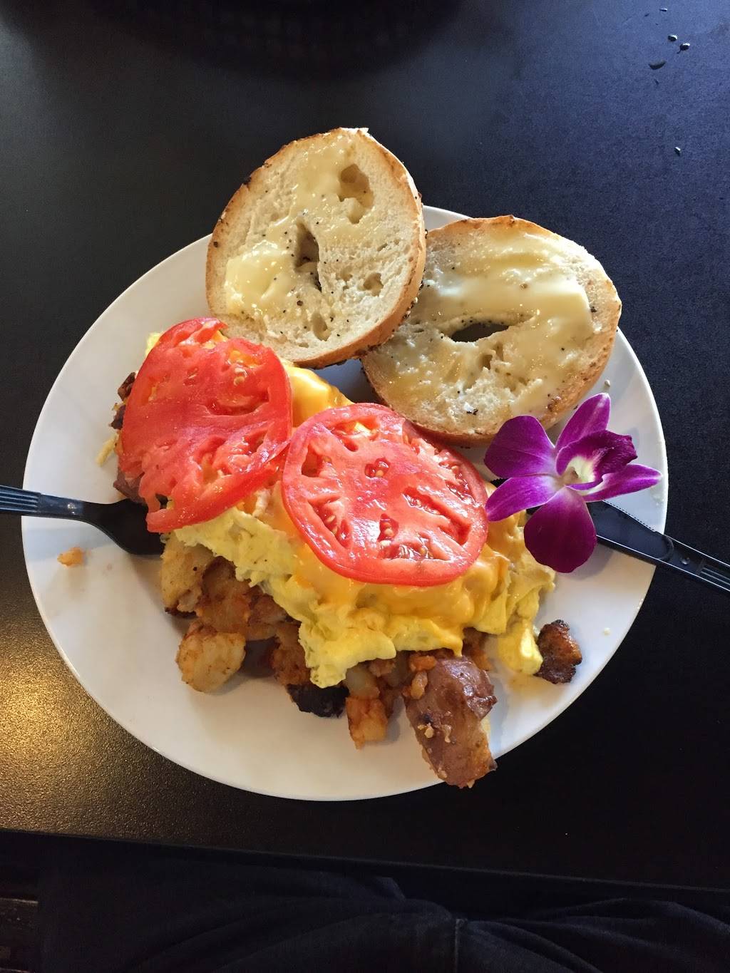 Bagel King | bakery | 1455 Semoran Blvd #113, Casselberry, FL 32707, USA | 4076576266 OR +1 407-657-6266