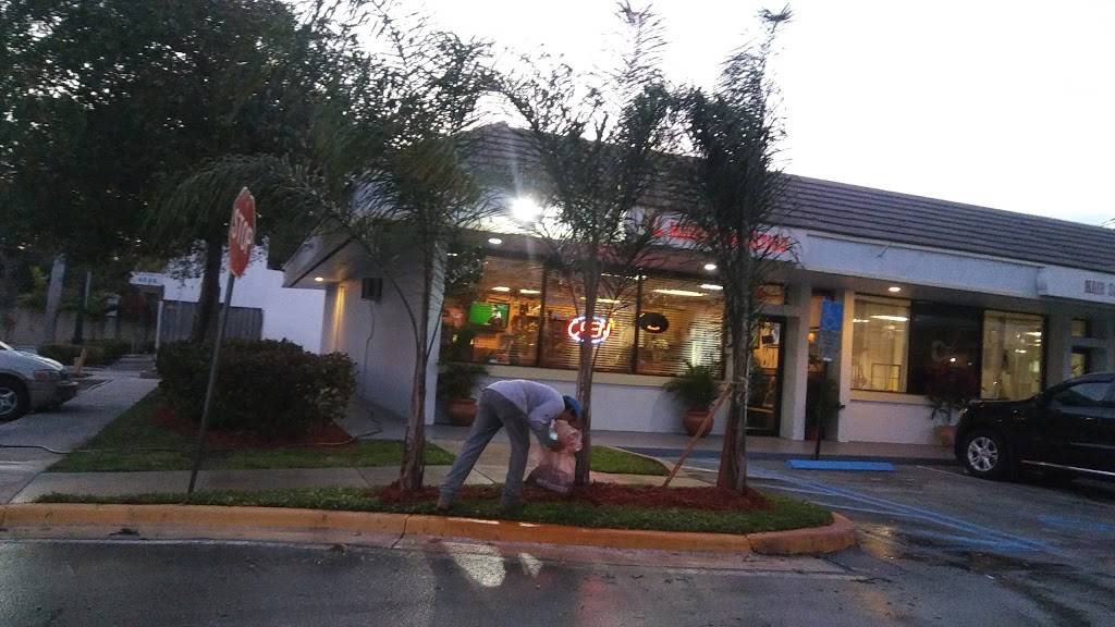 El Merendon Latino | restaurant | 91 S State Rd 7, Plantation, FL 33317, USA | 9545844633 OR +1 954-584-4633