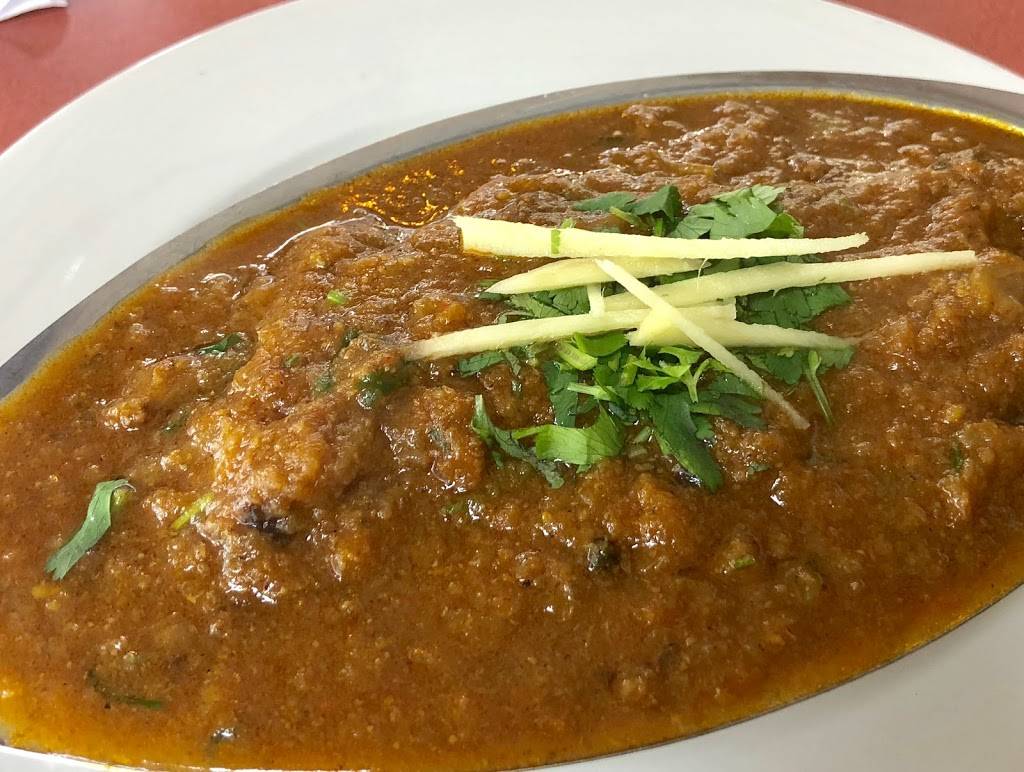 Curry On | restaurant | 241 E Santa Clara St, San Jose, CA 95113, USA | 4088994778 OR +1 408-899-4778