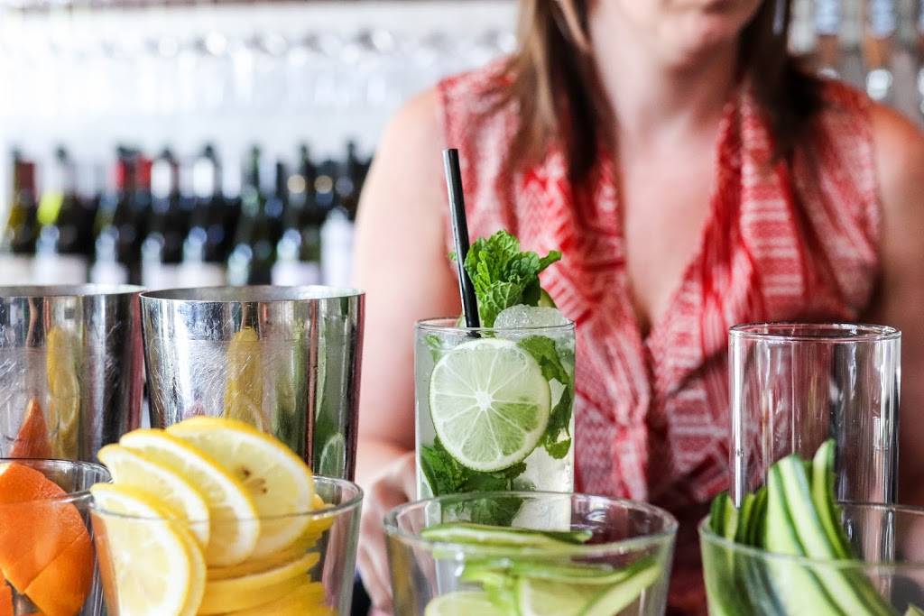 Rue Saint Marc | restaurant | 2103 San Marco Blvd, Jacksonville, FL 32207, USA | 9046190861 OR +1 904-619-0861