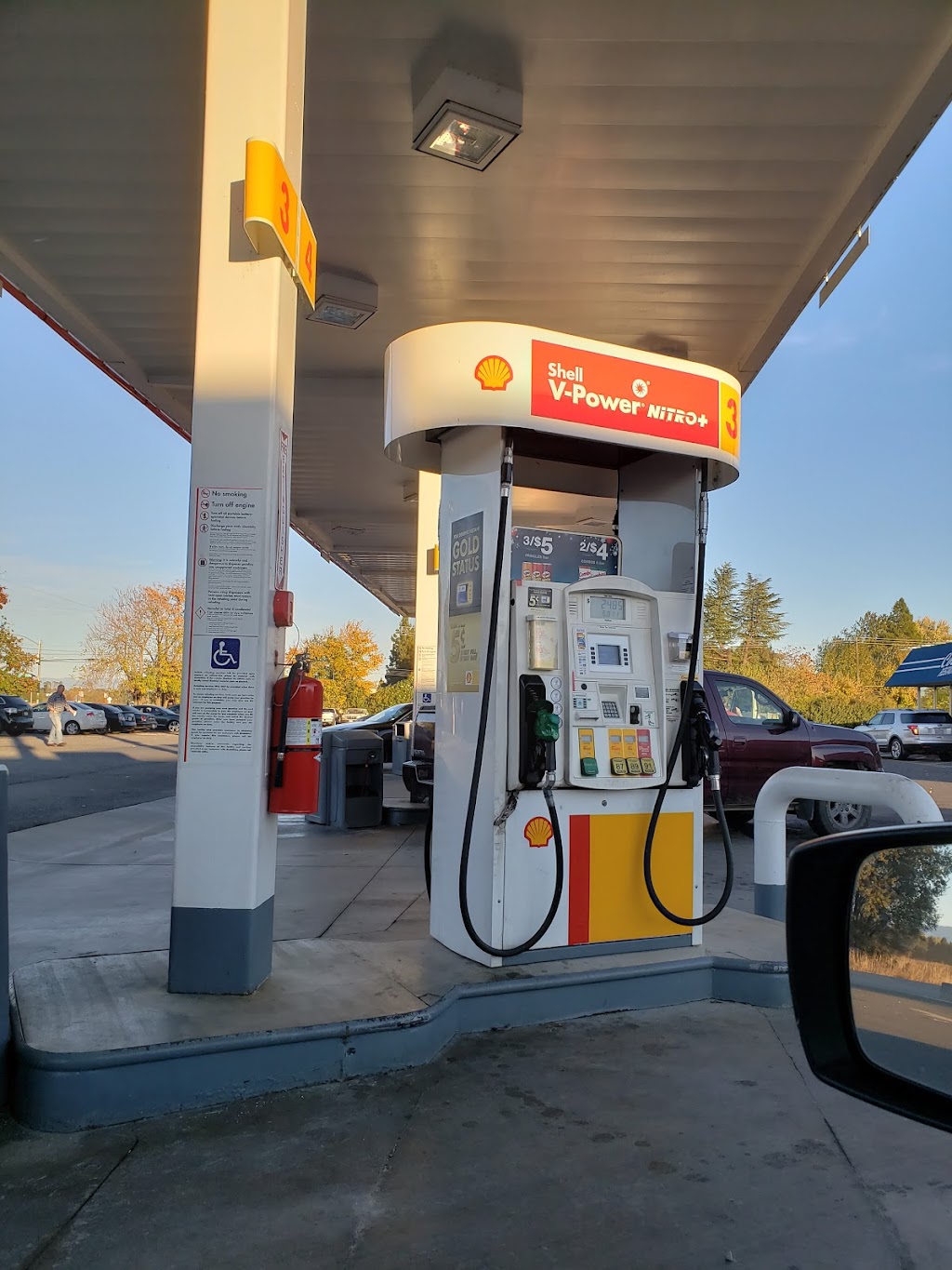 Shell | restaurant | 19483 Knighton Rd, Redding, CA 96002, USA | 5302214760 OR +1 530-221-4760