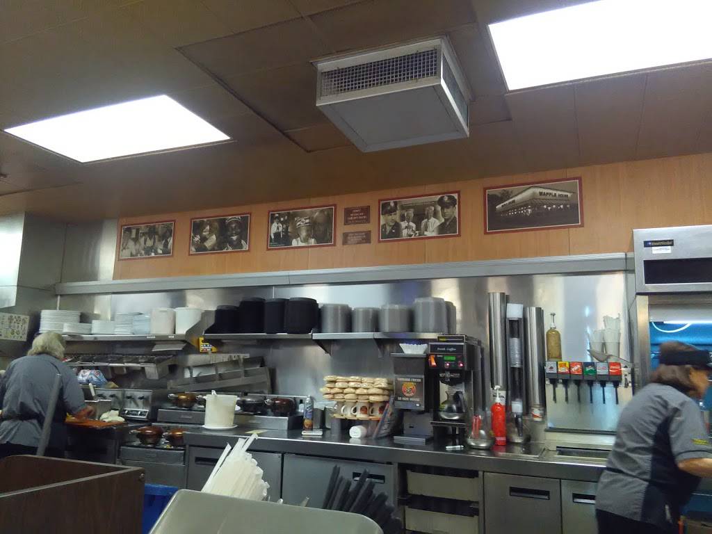 Waffle House | meal takeaway | 1034 N Main St, Nicholasville, KY 40356, USA | 8598819050 OR +1 859-881-9050