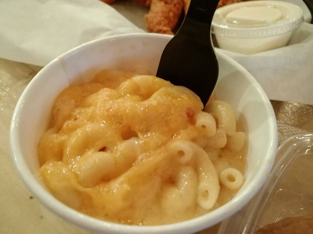 Ezells Famous Chicken | restaurant | Evergreen Village Shopping Center, 1645 140th Ave NE, Bellevue, WA 98005, USA | 4256432670 OR +1 425-643-2670