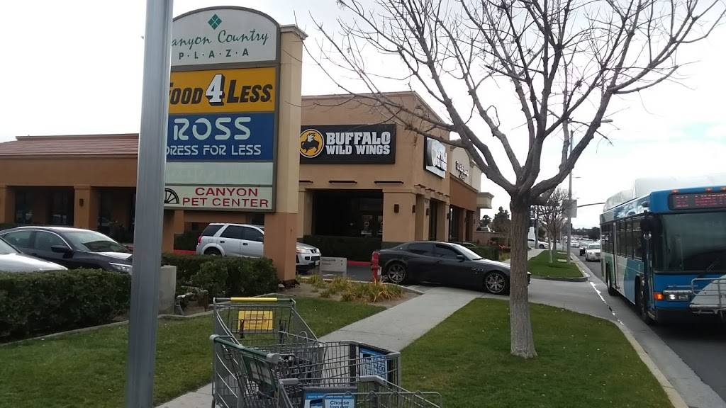 Buffalo Wild Wings | restaurant | 19252 Soledad Canyon Rd, Canyon Country, CA 91351, USA | 6612509464 OR +1 661-250-9464