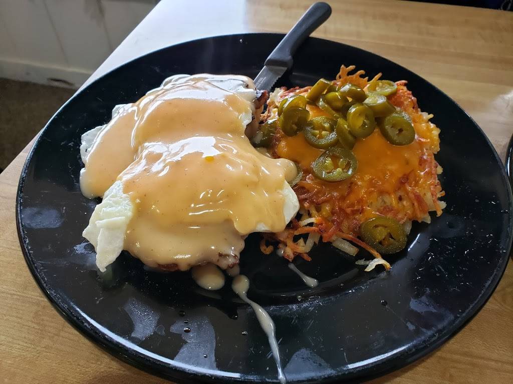 Crystal Cafe & Grill | restaurant | 2732 Douglas Dr N, Minneapolis, MN 55422, USA | 7635950655 OR +1 763-595-0655