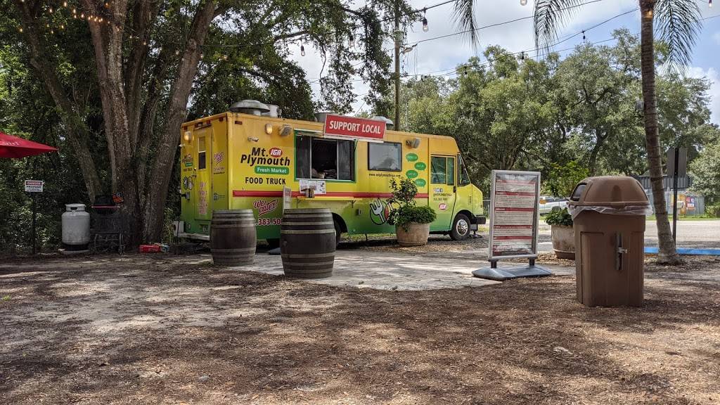 Mt Plymouth IGA Fresh Market Food Truck | restaurant | 31428 County Rd 435, Mt Plymouth, FL 32776, USA | 3523835001 OR +1 352-383-5001