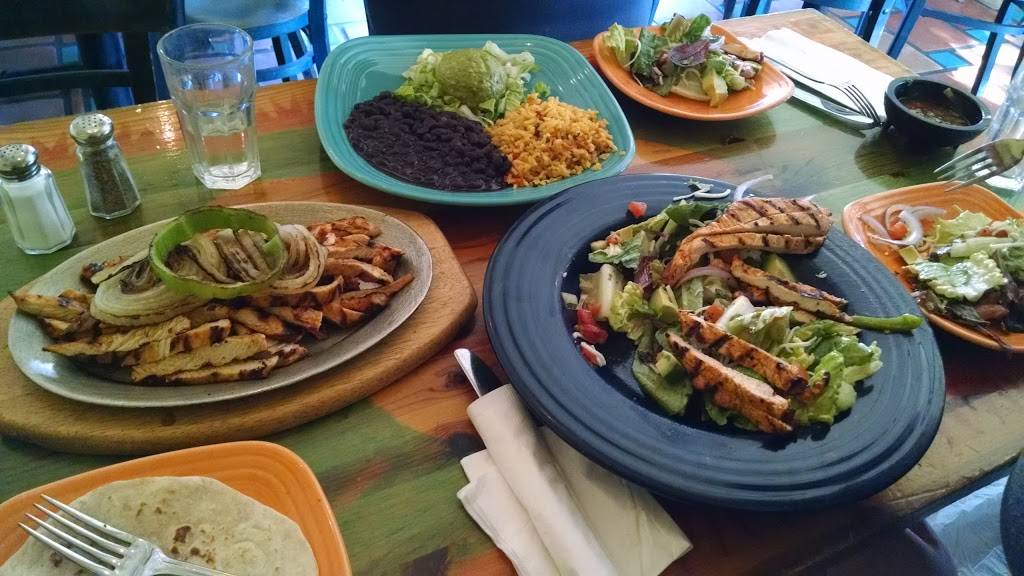 Christopher`s Nothing Fancy | restaurant | 1019 San Pablo Ave, Albany, CA 94706, USA | 5105261185 OR +1 510-526-1185