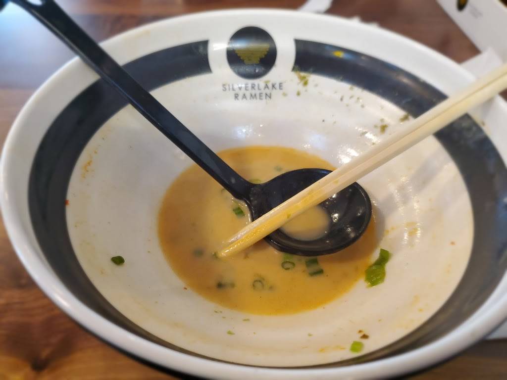 Silverlake Ramen | restaurant | 550 Collection Blvd #145, Oxnard, CA 93036, USA | 8053510891 OR +1 805-351-0891