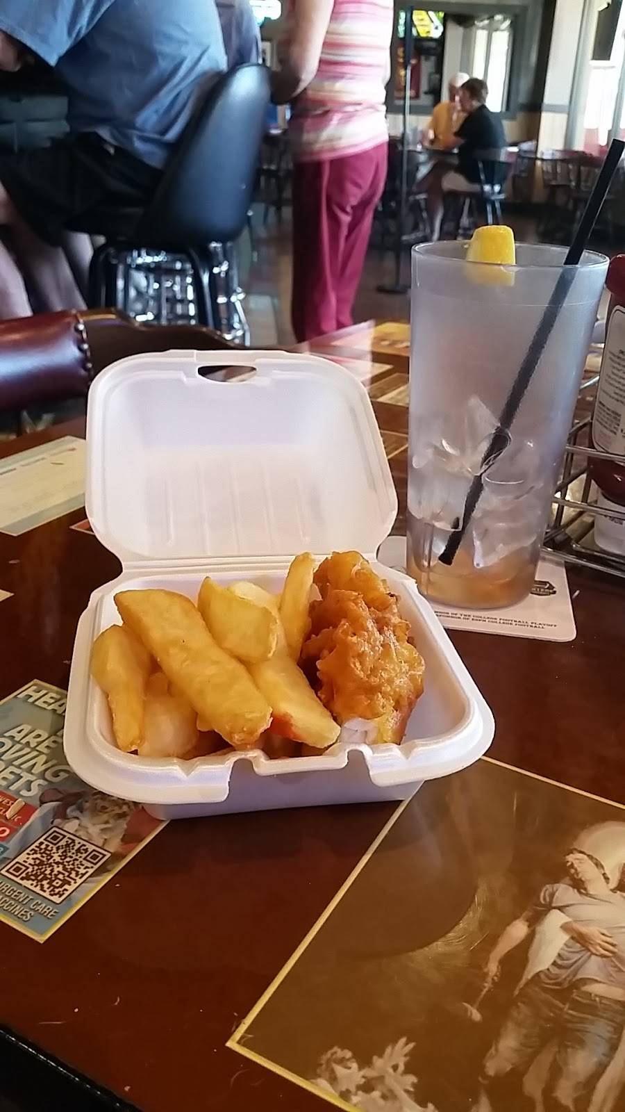 19th Hole | restaurant | 42305 Washington St A, Palm Desert, CA 92211, USA | 7607726696 OR +1 760-772-6696