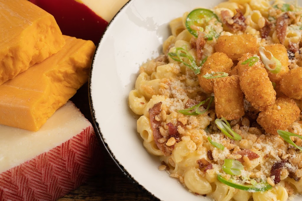 Macs & Stacks - Royal Oak | restaurant | 510 S Main St, Royal Oak, MI 48067, USA | 2489512195 OR +1 248-951-2195