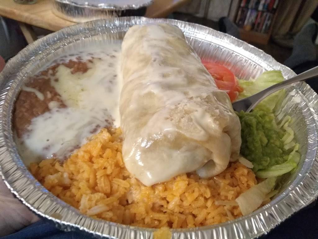 El Jefe | restaurant | 100 N Murphree St, Pittsboro, MS 38951, USA | 6624122205 OR +1 662-412-2205