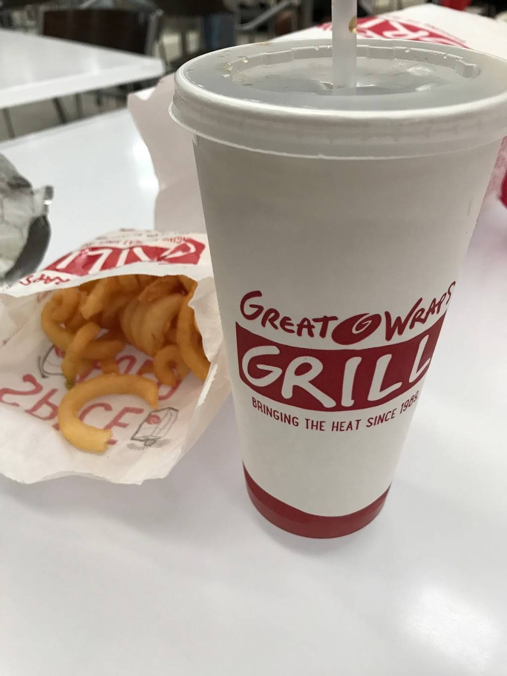 Great Wraps | restaurant | 231 Peachtree St, Atlanta, GA 30303, USA | 4045225337 OR +1 404-522-5337