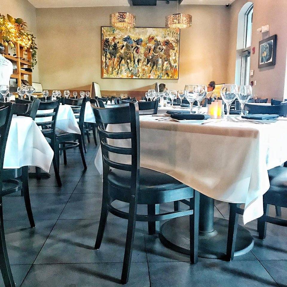 Olis Fashion Cuisine | night club | 10610 Forest Hill Blvd #20, Wellington, FL 33414, USA | 5617922220 OR +1 561-792-2220