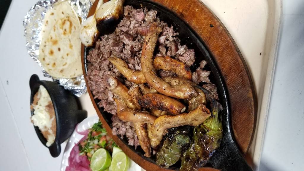 los Mezquites | restaurant | 2341-2399 W Drexel Rd, Tucson, AZ 85746, USA | 5202724179 OR +1 520-272-4179