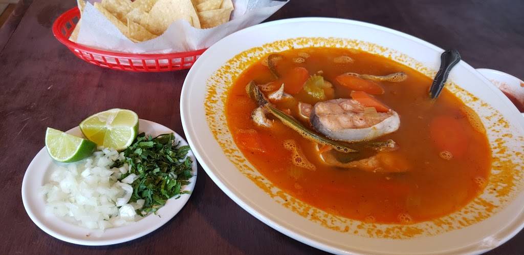 La Playa Guayabitos | restaurant | 129 4th St, Turlock, CA 95380, USA | 2096670224 OR +1 209-667-0224