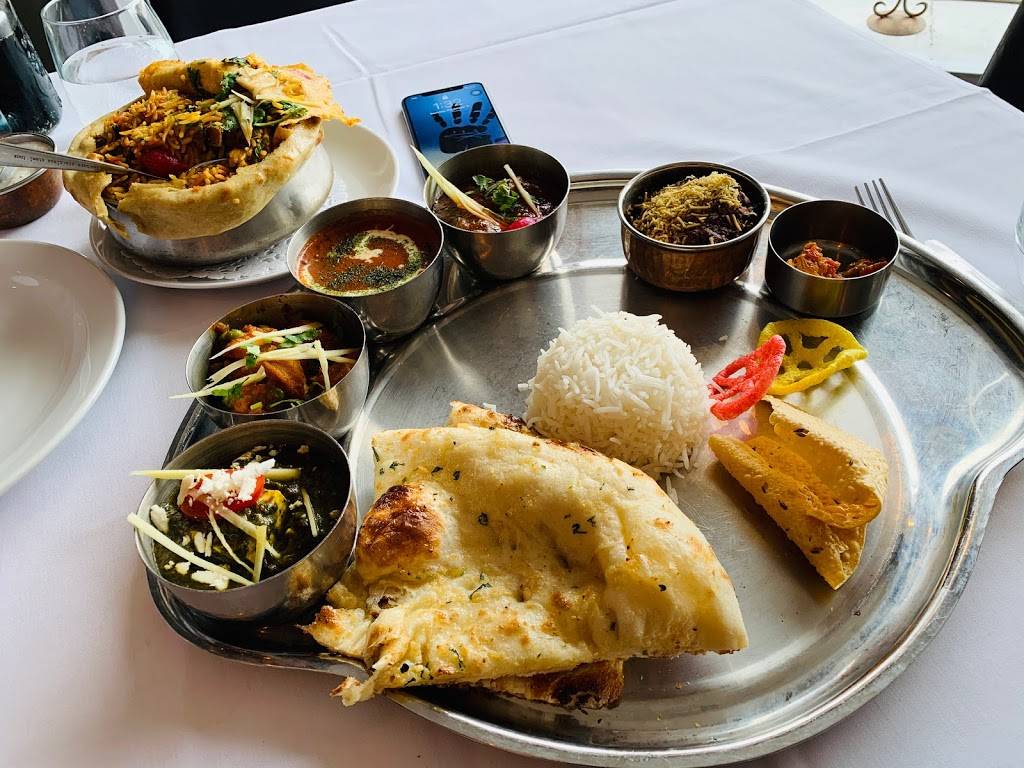 Indian Street Food Co. | restaurant | 1701 Bayview Ave, East York, ON M4G 3C1, Canada | 4163223270 OR +1 416-322-3270