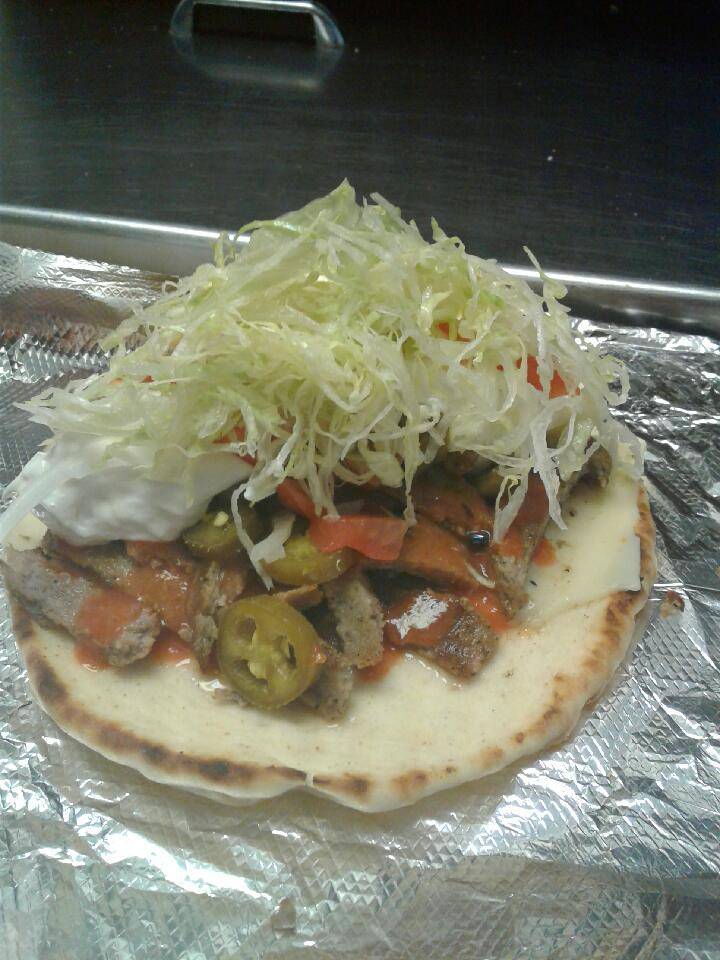 Walrus Subs | restaurant | 1305 S Raccoon Rd, Youngstown, OH 44515, USA | 3307934800 OR +1 330-793-4800