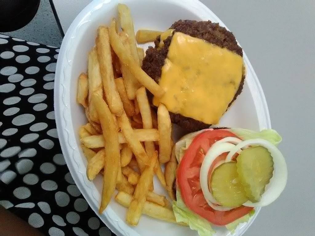 Cremo Drive-In | restaurant | 125 E Morris St, Dalton, GA 30721, USA | 7062786316 OR +1 706-278-6316