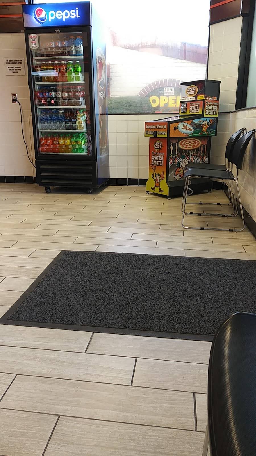 Little Caesars Pizza | meal takeaway | 300 Bellevue Rd, Atwater, CA 95301, USA | 2093578505 OR +1 209-357-8505