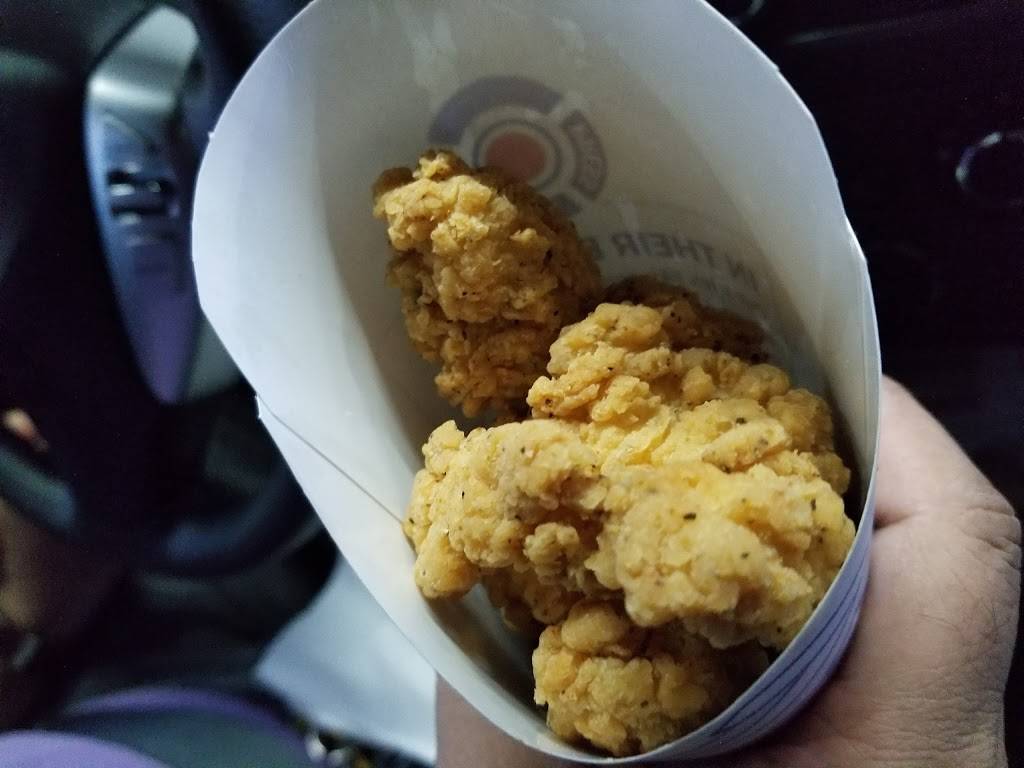 Sonic Drive-In | restaurant | 2908 N College Ave, Fayetteville, AR 72703, USA | 4795750024 OR +1 479-575-0024