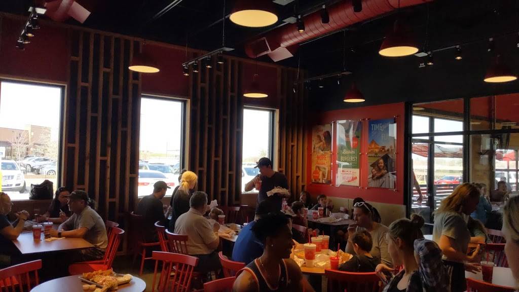 Hat Creek Burger Co. | restaurant | 870 E, US-114, Roanoke, TX 76262, USA | 8178542004 OR +1 817-854-2004