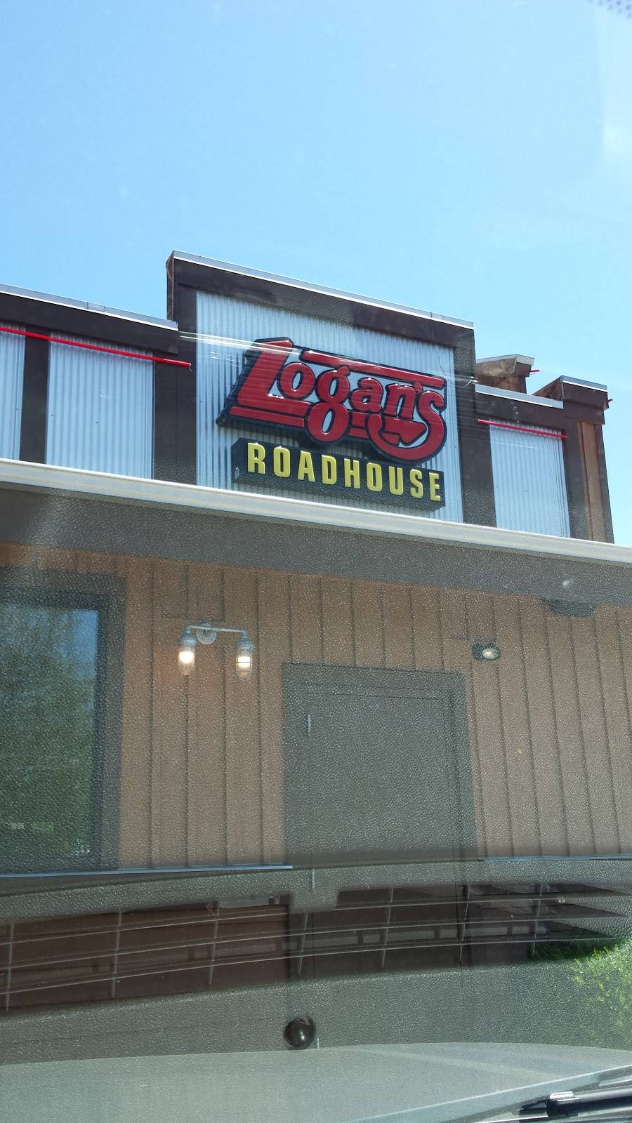 Logans Roadhouse | restaurant | 1999 Village Dr, Leeds, AL 35094, USA | 2056405237 OR +1 205-640-5237