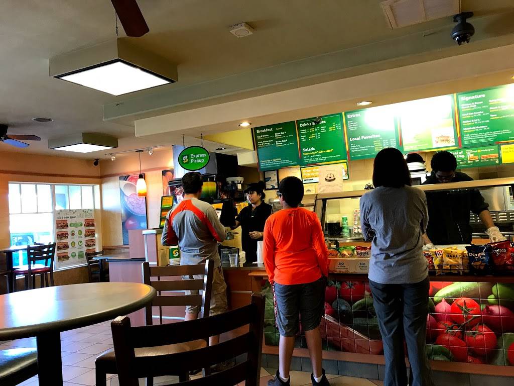 Subway Restaurants | restaurant | 21682 Stevens Creek Blvd, Cupertino, CA 95014, USA | 4087259900 OR +1 408-725-9900
