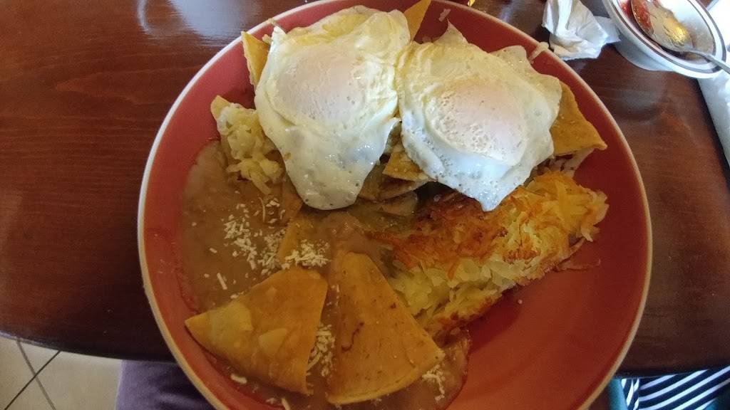 Restaurant Magdalenos | restaurant | Carr. libre a Ensenada a, Av. Primo Tapia Km. 47, Ejido, 22714 Primo Tapia, B.C., Mexico | 016616141911 OR +52 661 614 1911