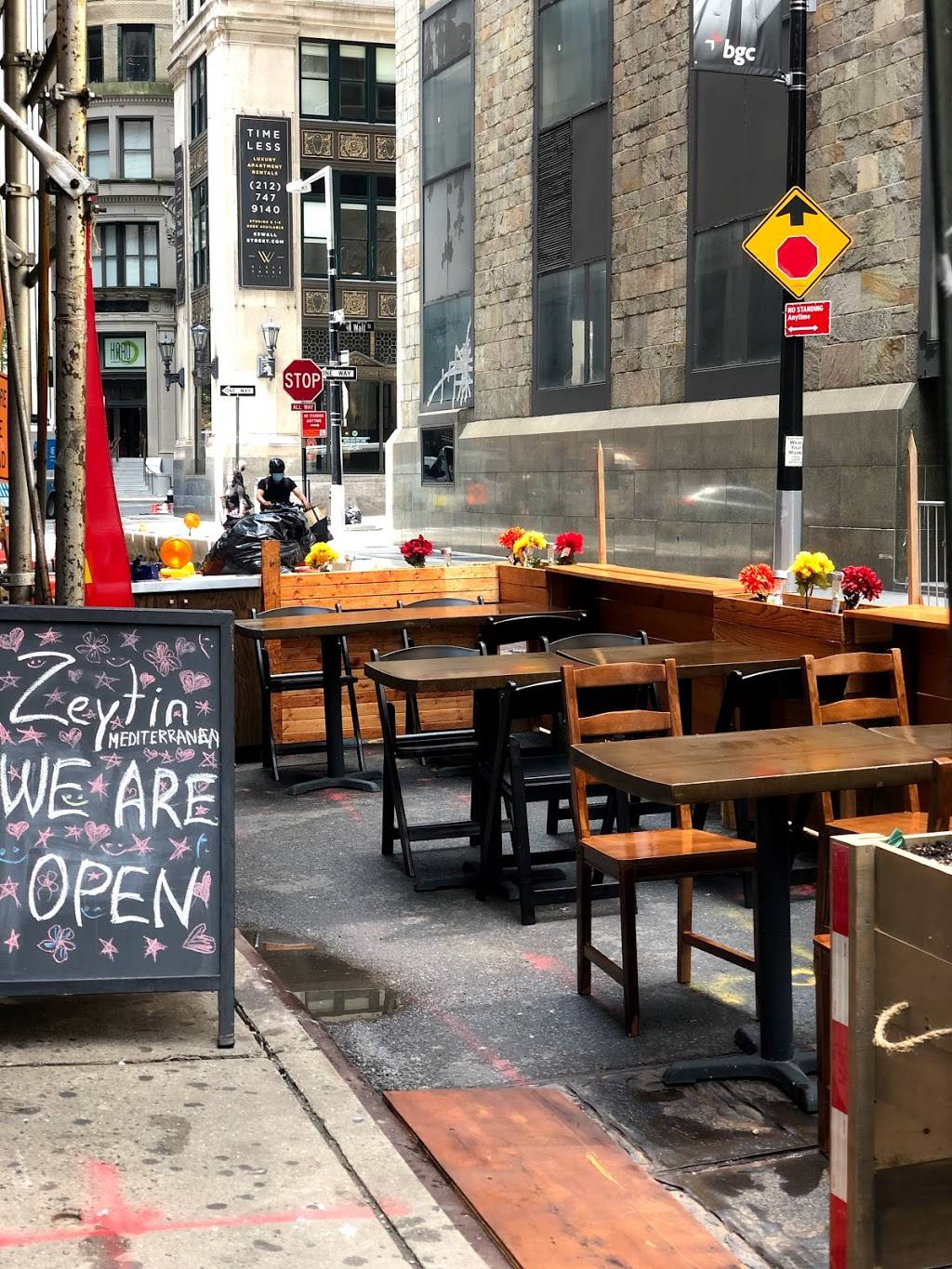 Zeytin Mediterranean | restaurant | 160 Pearl St, New York, NY 10005, USA | 2122271908 OR +1 212-227-1908