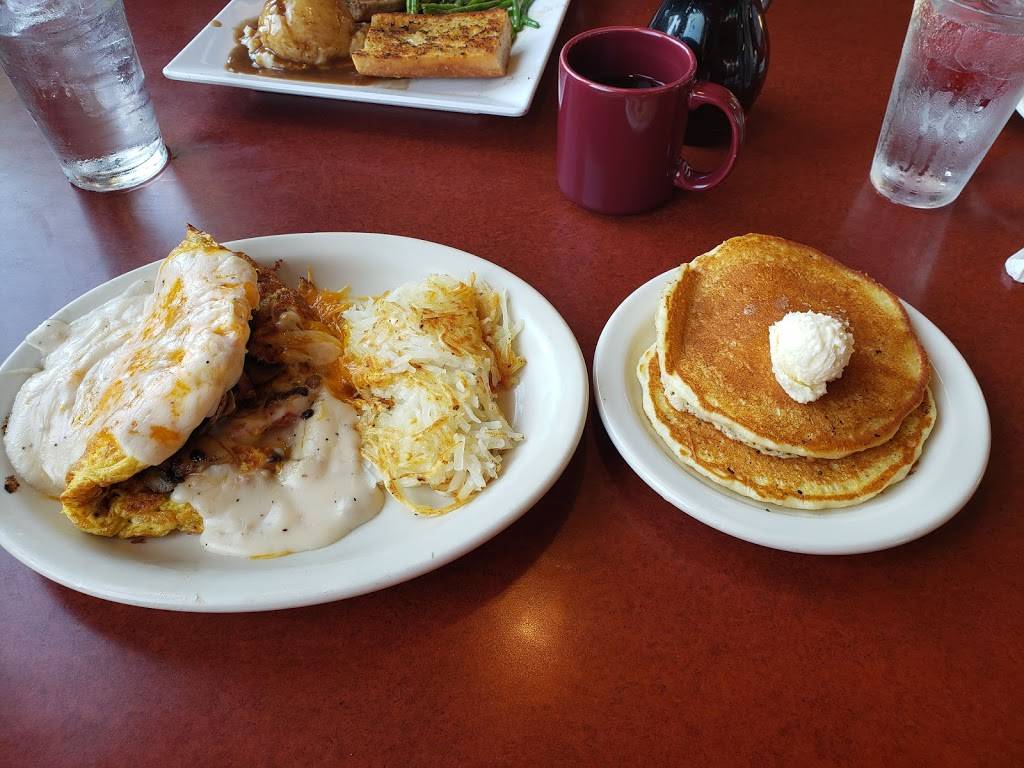 Bakers Square Restaurant & Bakery | restaurant | 928 Prairie Center Dr, Eden Prairie, MN 55344, USA | 9529375818 OR +1 952-937-5818