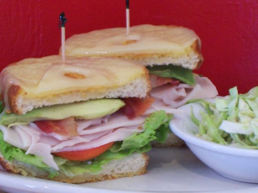 Big Johns Mountain Grill | restaurant | 3121 Mt Pinos Way, Frazier Park, CA 93225, USA | 6612452292 OR +1 661-245-2292