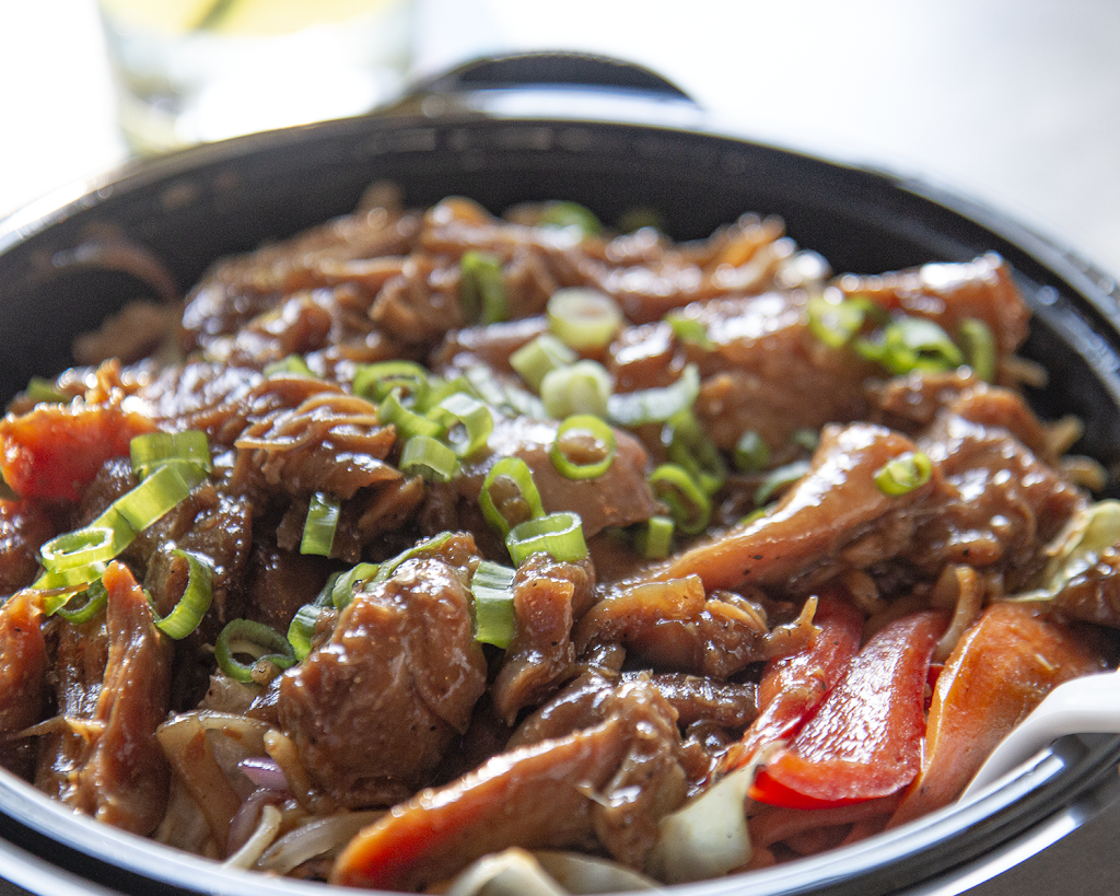 Hang 10 Hawaiian BBQ & Catering | restaurant | 909 S Grand Blvd, Spokane, WA 99202, USA | 5097477737 OR +1 509-747-7737