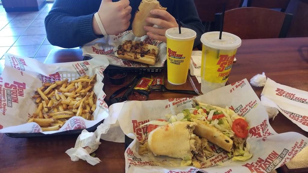 Penn Station East Coast Subs | meal takeaway | 4909 N Broadway, Knoxville, TN 37918, USA | 8656877366 OR +1 865-687-7366