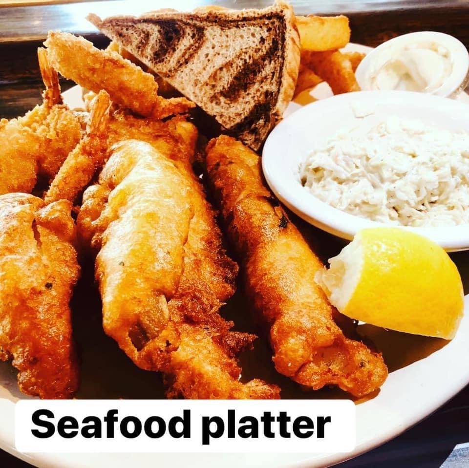 Mateos Restaurant | restaurant | 215 W Wisconsin Ave, Kaukauna, WI 54130, USA | 9204624522 OR +1 920-462-4522