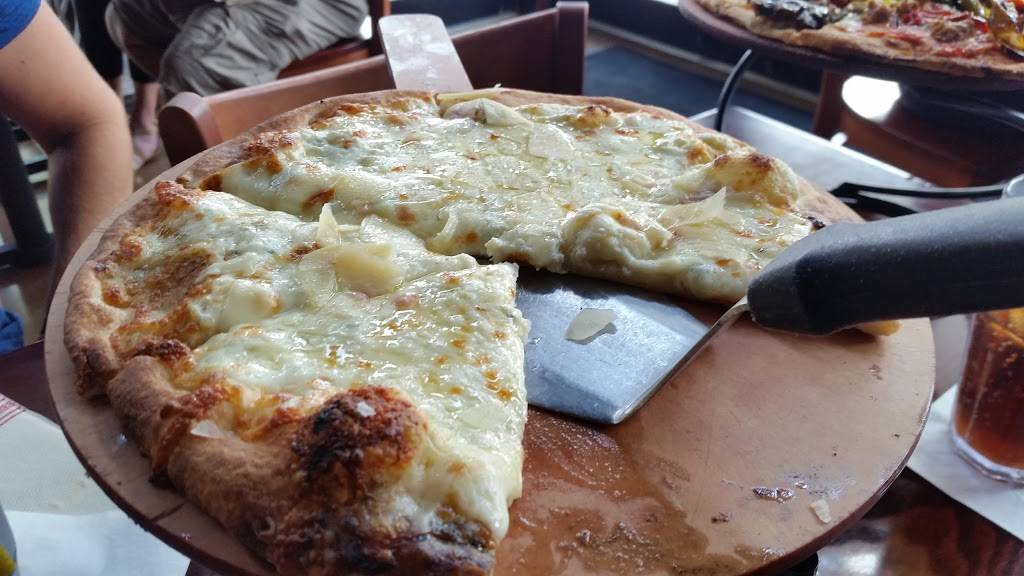 Sicilian Oven | restaurant | Boca Village Square, 21170 St Andrews Blvd #9, Boca Raton, FL 33433, USA | 5617509772 OR +1 561-750-9772