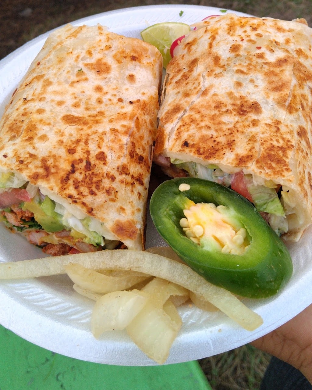 Tacos El Amigazo Food Truck | restaurant | 5544 St Charles Rd, Berkeley, IL 60163, USA | 6308632828 OR +1 630-863-2828