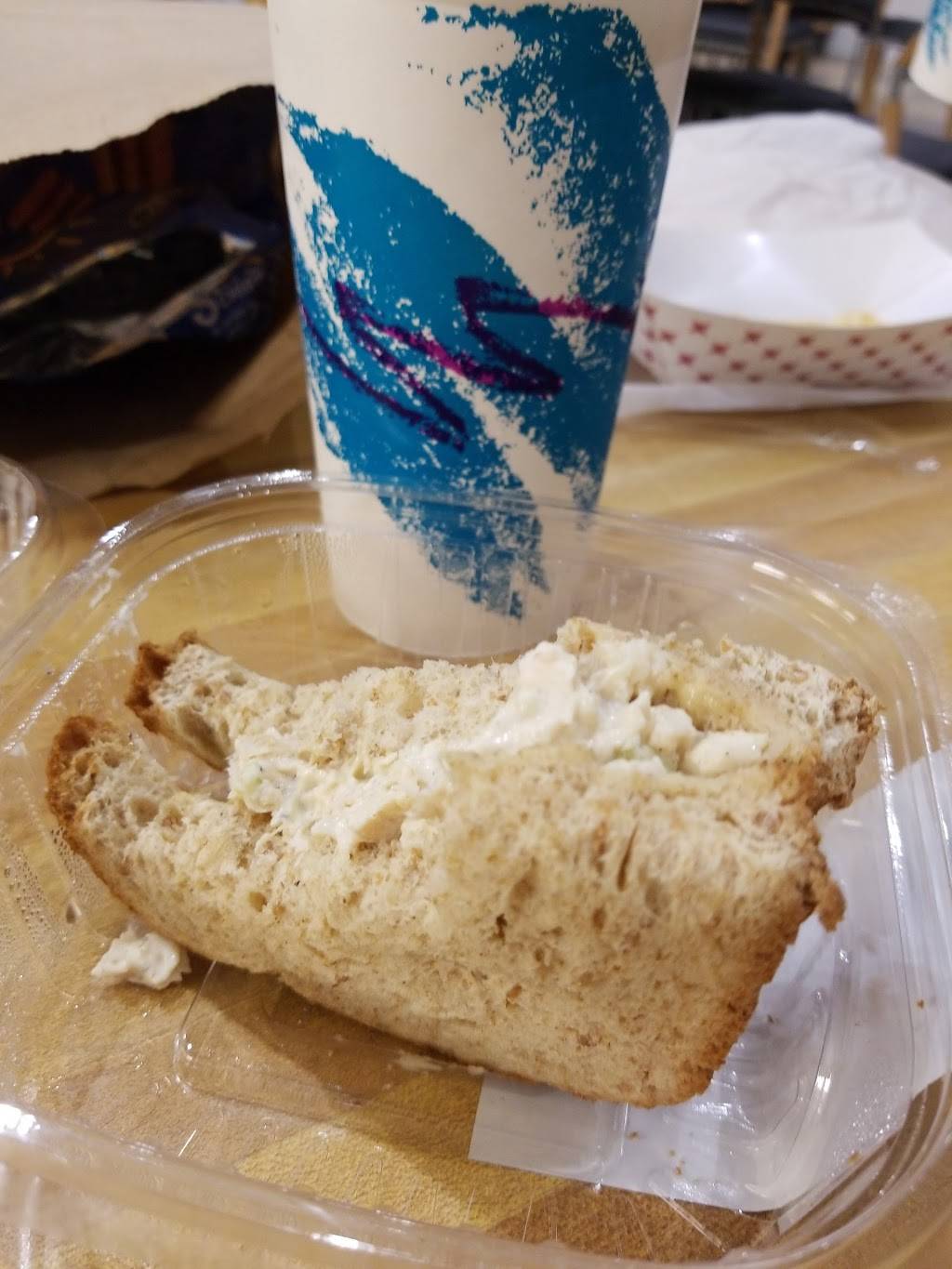 Klondike Poolside Grill | restaurant | Wingate, NC 28174, USA | 7042332044 OR +1 704-233-2044