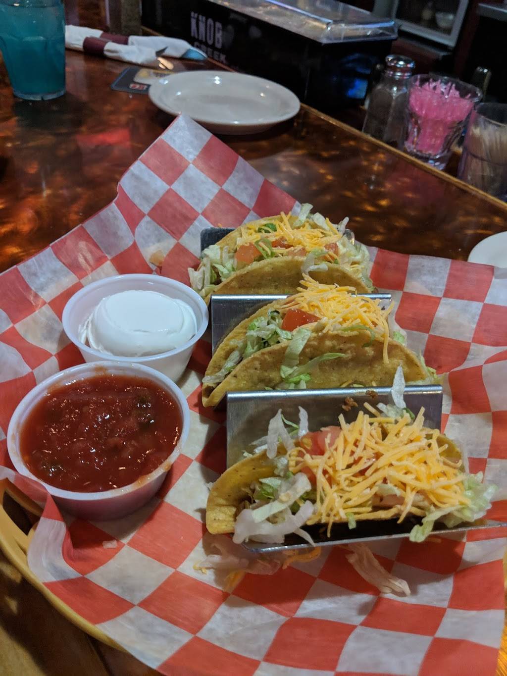 Chucks Sports Bar | restaurant | 1500 N E St, Richmond, IN 47374, USA | 7659651022 OR +1 765-965-1022