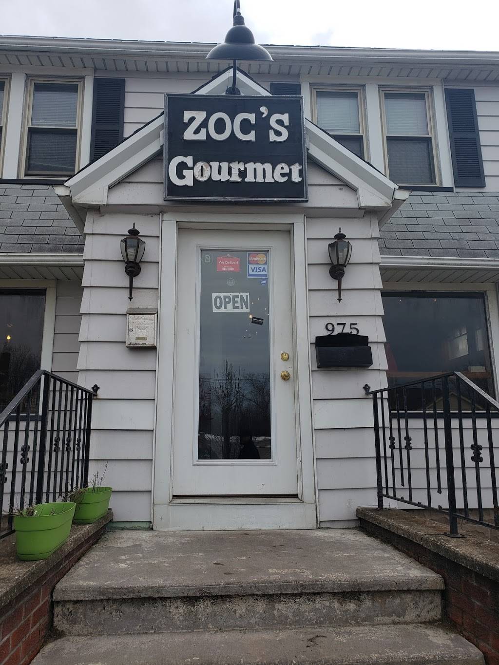 Zocs Gourmet Burgers and Shakes | restaurant | 975 Chili Ave, Rochester, NY 14611, USA | 5852875269 OR +1 585-287-5269