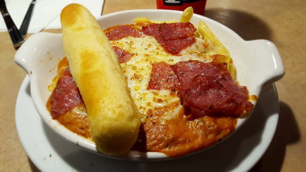 Fazolis | restaurant | 3553 N Rock Rd, Wichita, KS 67226, USA | 3166341855 OR +1 316-634-1855