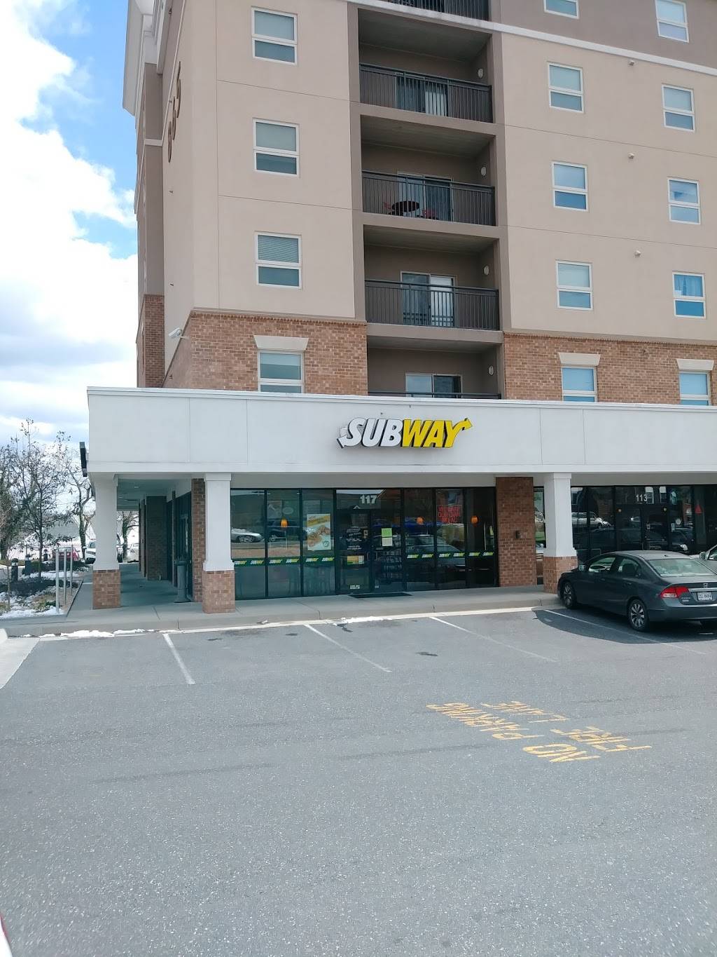 Subway | restaurant | 865 Port Republic Rd, Harrisonburg, VA 22801, USA | 5405743774 OR +1 540-574-3774