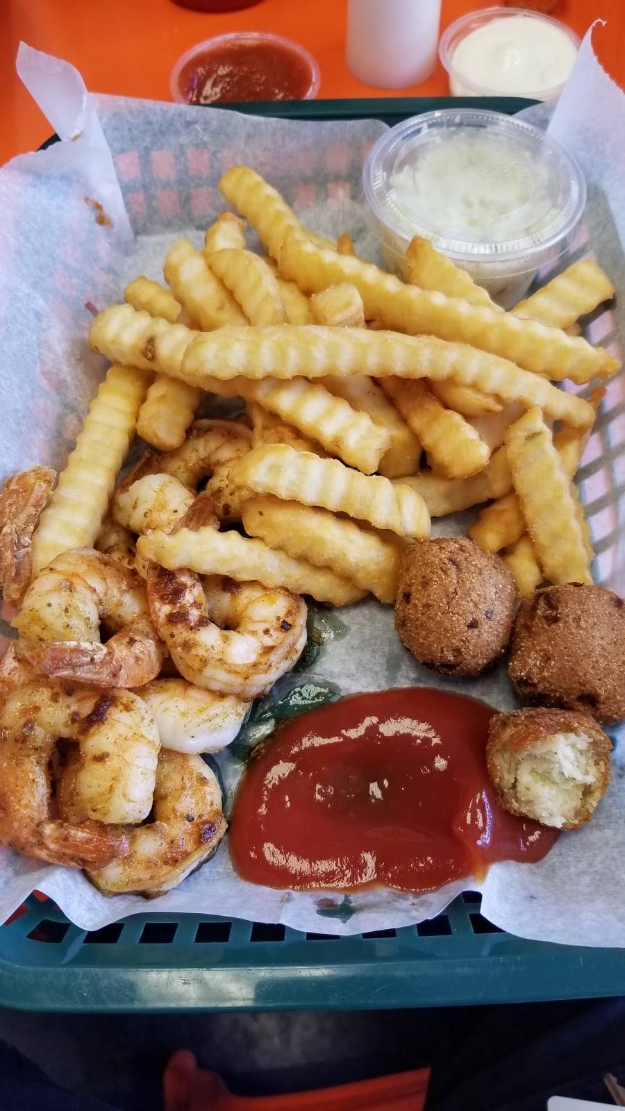 Midtown MeMes | restaurant | 235 W 3rd St, Jackson, GA 30233, USA | 7705043299 OR +1 770-504-3299