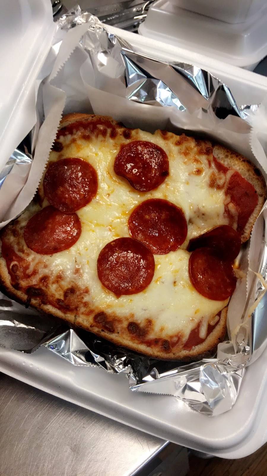 Cholies Pizza | restaurant | 3711 W 63rd St, Chicago, IL 60629, USA | 7737678600 OR +1 773-767-8600