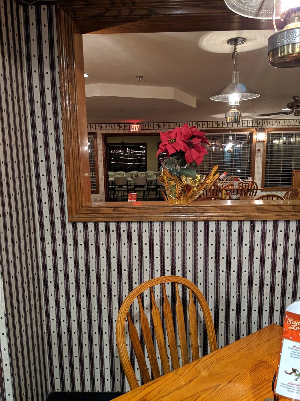 St Nicks Restaurant | restaurant | 91 W Christmas Blvd, Santa Claus, IN 47579, USA | 8129374359 OR +1 812-937-4359