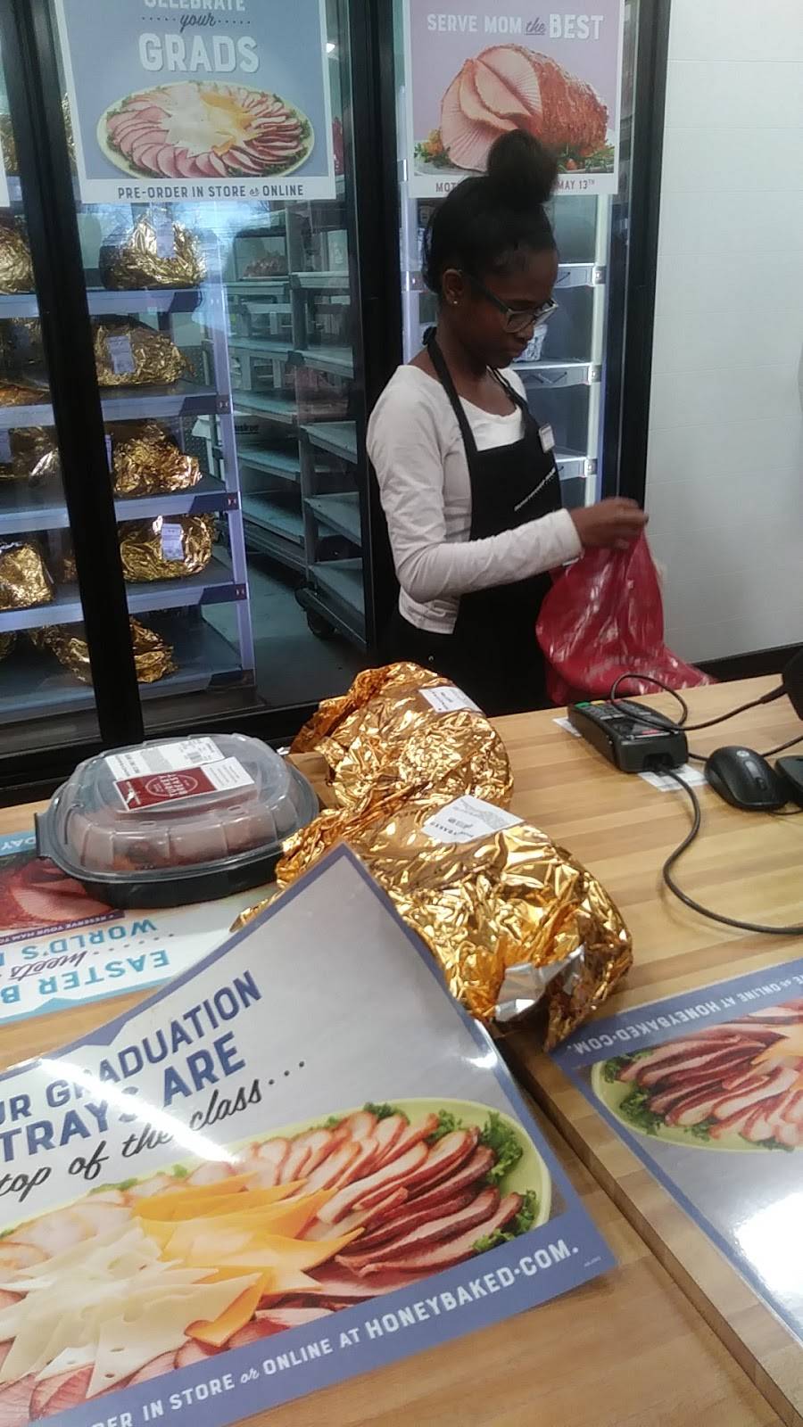 The Honey Baked Ham Company | meal takeaway | 1257 Som Center Rd, Mayfield Heights, OH 44124, USA | 2166633450 OR +1 216-663-3450