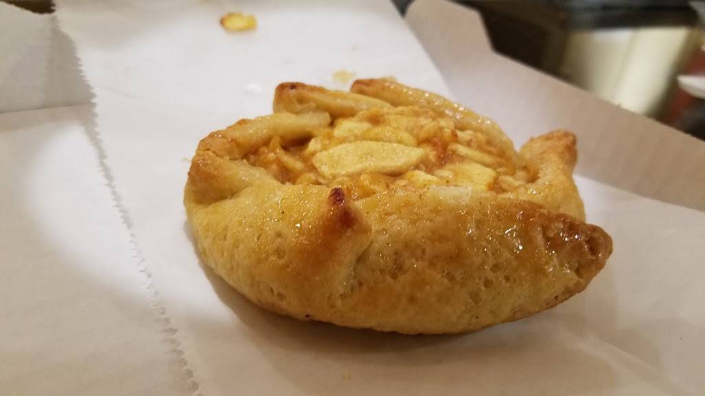 La Tapenade | restaurant | 10701 Lambert International Blvd, St. Louis, MO 63145, USA | 3144293400 OR +1 314-429-3400