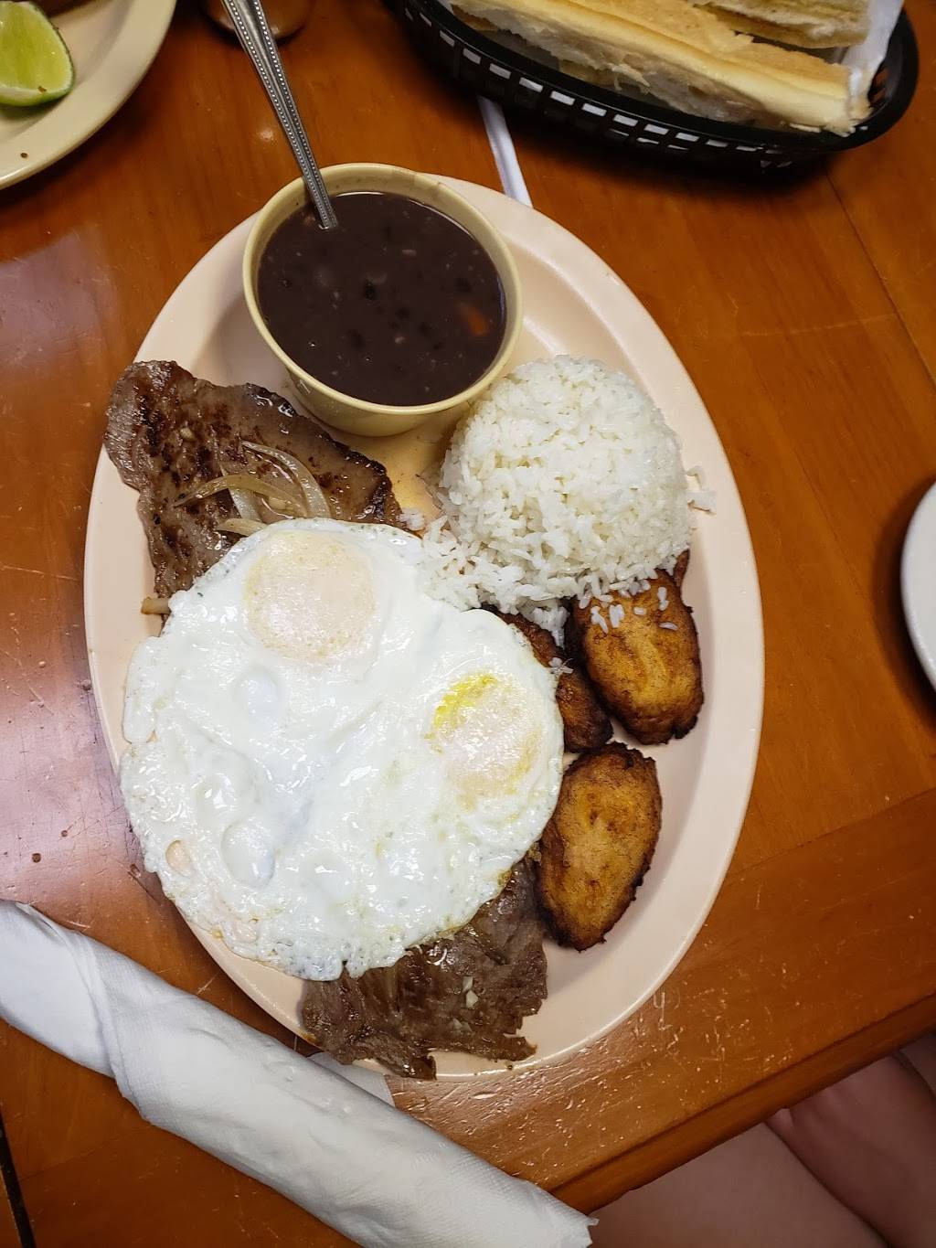 El Rinconcito Del Gordo | restaurant | 14657 SW 42nd St, Miami, FL 33175, USA | 3052271559 OR +1 305-227-1559