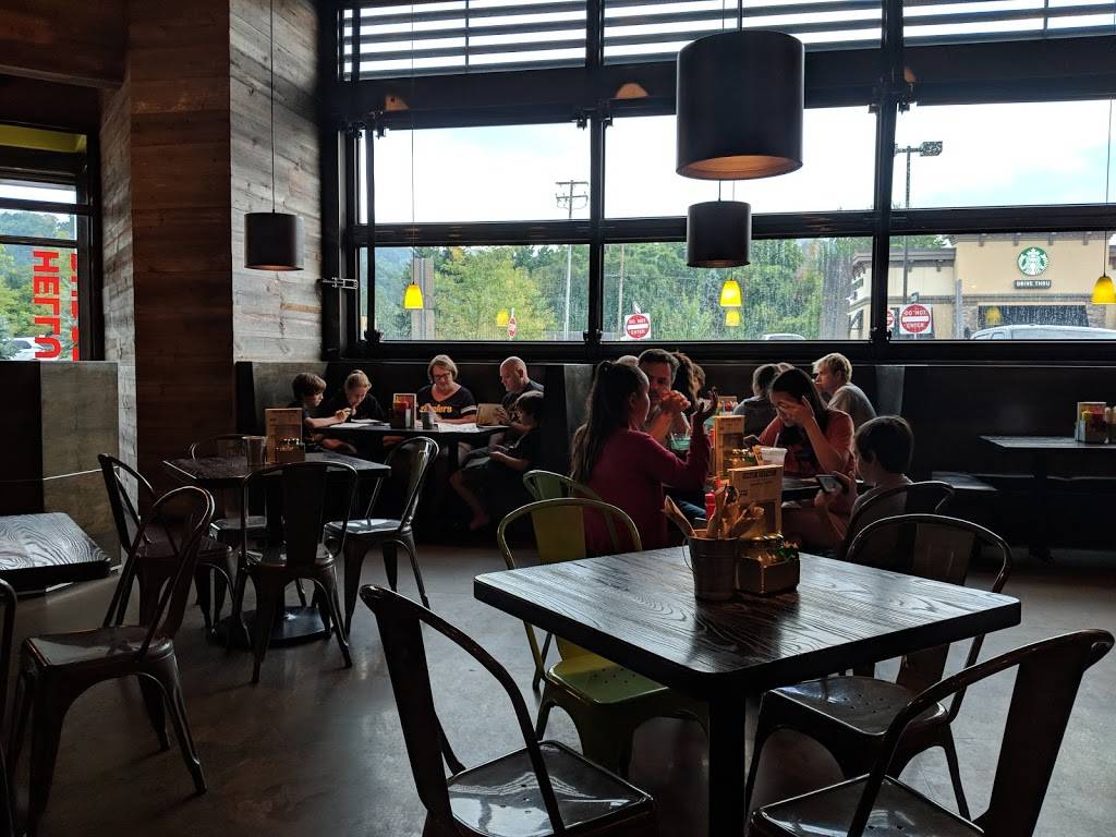 Burgatory | restaurant | 100 Blue Spruce Way, Murrysville, PA 15668, USA | 7245198960 OR +1 724-519-8960