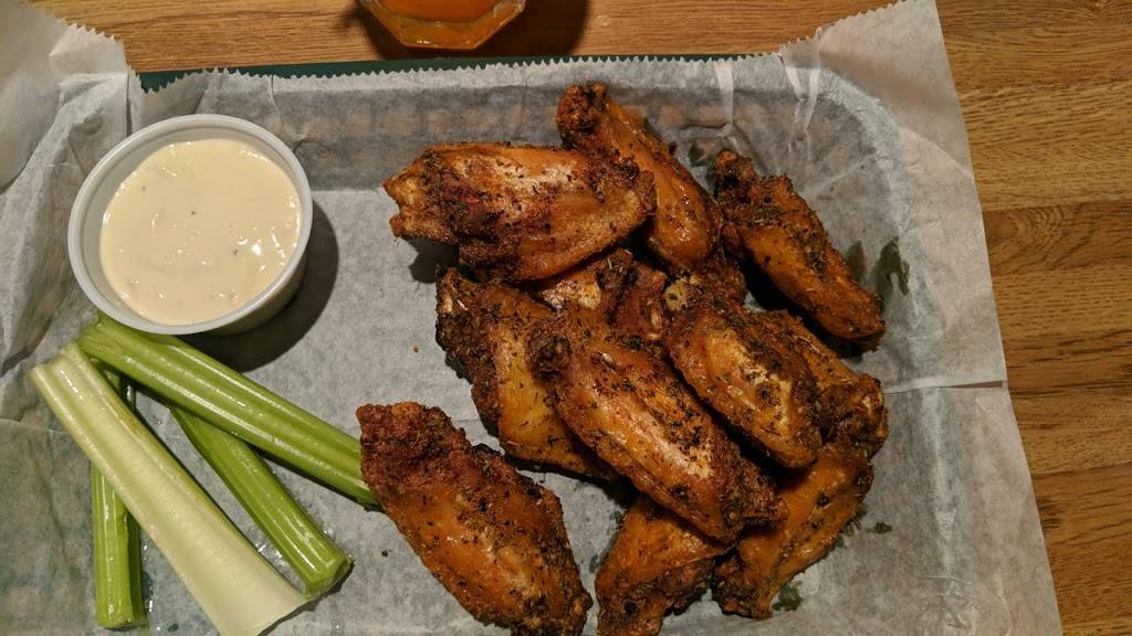 The Tower Bar & Grill | restaurant | 2403 W State Blvd, Fort Wayne, IN 46808, USA | 2604366310 OR +1 260-436-6310